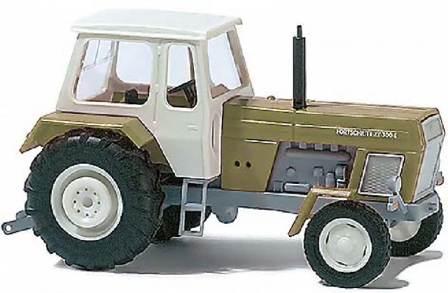 Traktor - Fortschritt ZT 300E, zöld
