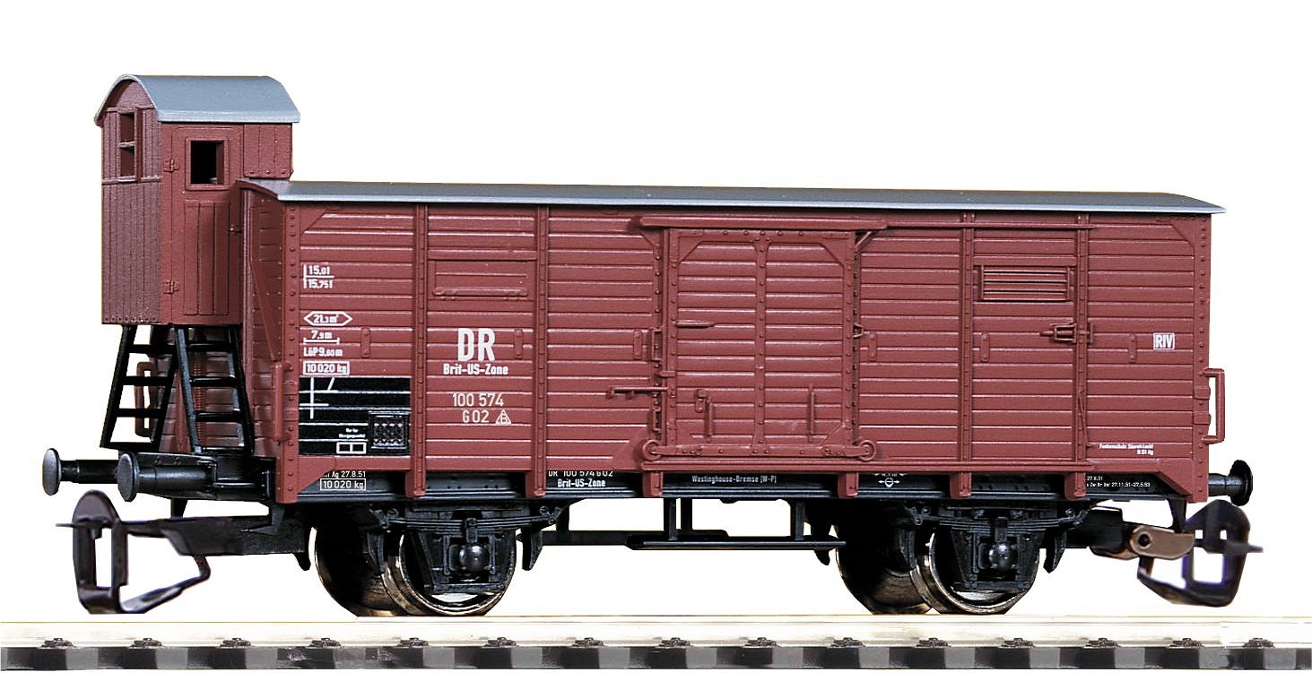 PIKO Gedeckter Güterwagen G02 mit Bremserhaus, DR, Ep.III