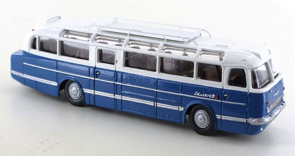 Ikarus55 Reisebus mit Oberlicht, blau-weiß